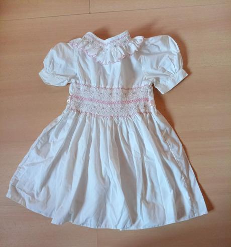 Vyšívané šaty v. 98, 98