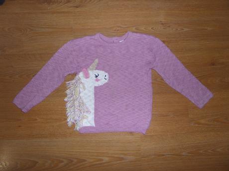 Sveter s jednorožcom, next,116
