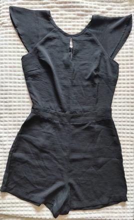 Elegantny čierny overal, xs