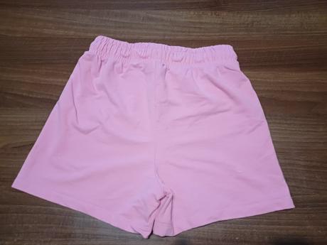 Šortky, 164