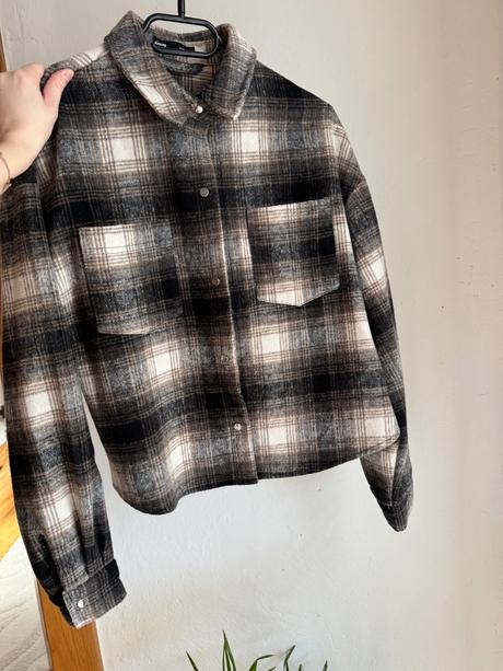 Koselova bunda, sinsay,s