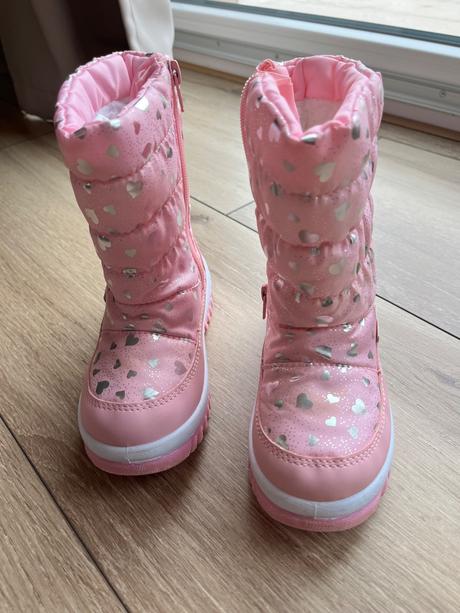 Snehule, deichmann,28