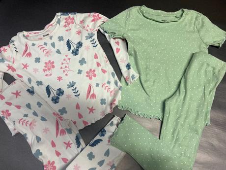 2x pyžamo, sinsay,110