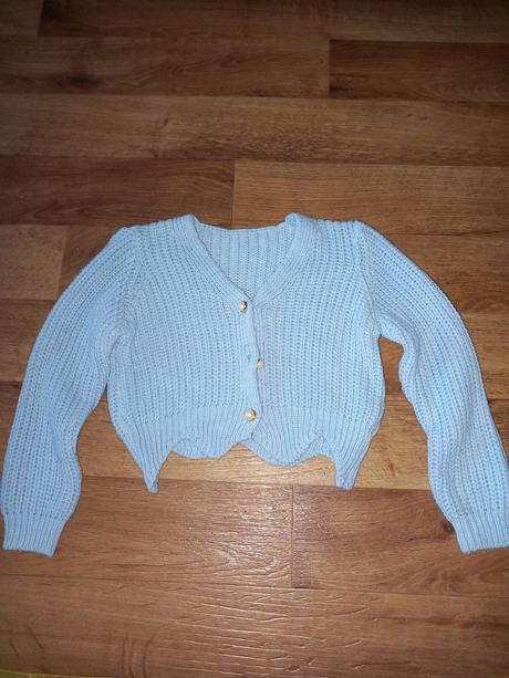 Bledomodry svetrík na gombíky 116, 116