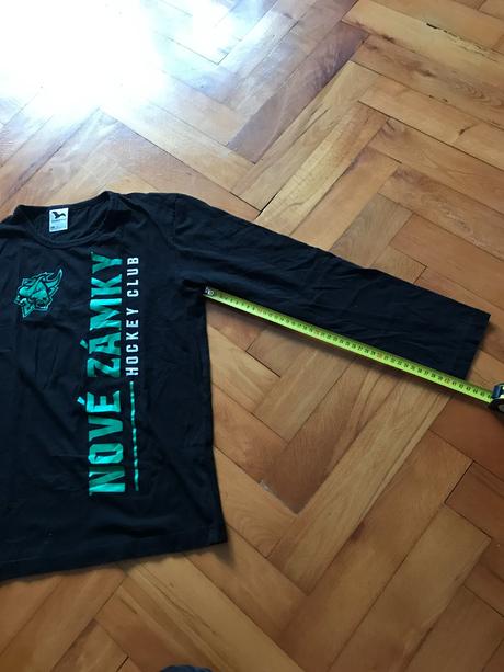 Čierne tričko s dlhým rukávom - hc nové zámky, m