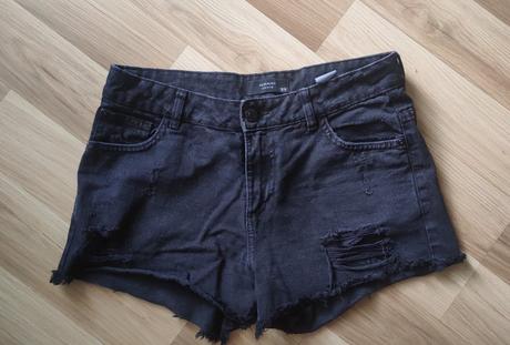 Dámske šortky veľkosť 38, reserved,38