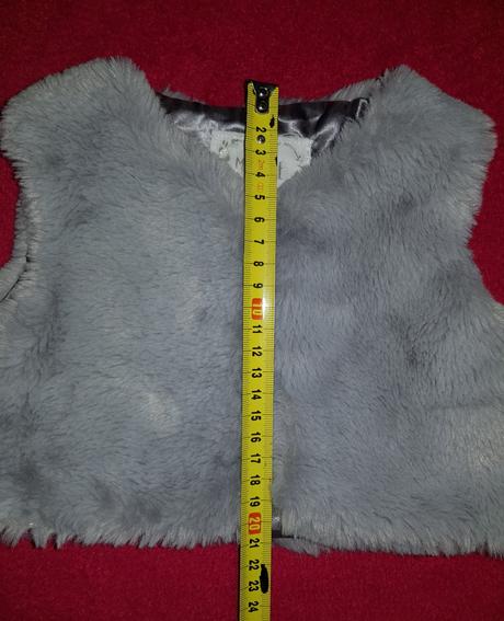 Huňatá vestička, 74