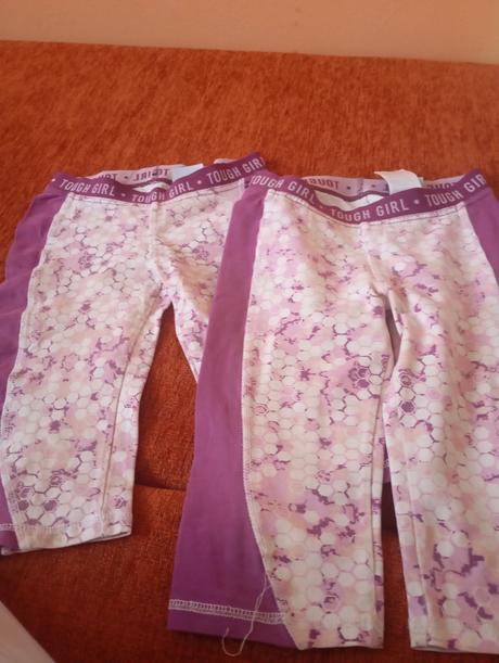 Kraťasy 134/140 6ks+legíny dlhé, 134