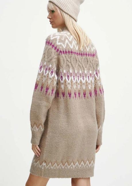 Pletené šaty medicine, s