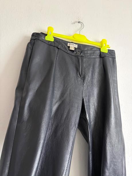 Tmavomodre kozene nohavice slim prava koza trendy, 40