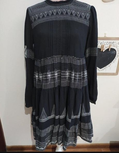 Vyšívané šaty, orsay,36