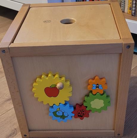 Veľká interaktívna kocka,