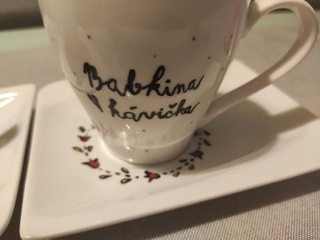 Šálky ručne maľované, 