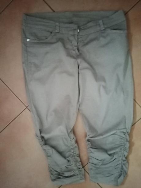 Dámske tristvrtaky, m