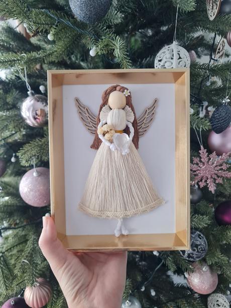 Macrame anjel v obraze,