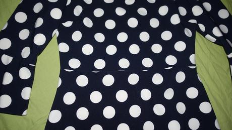 Nove saty phase eight, 38