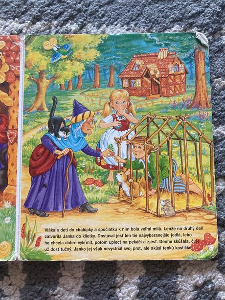 Snehulienka a medovníková chalúpka leporelá, 