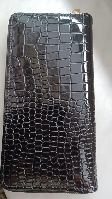 Dámska peňaženka,