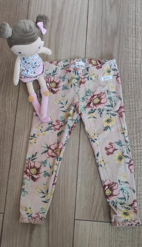 Krásne kvetinové legíny, newbie,86