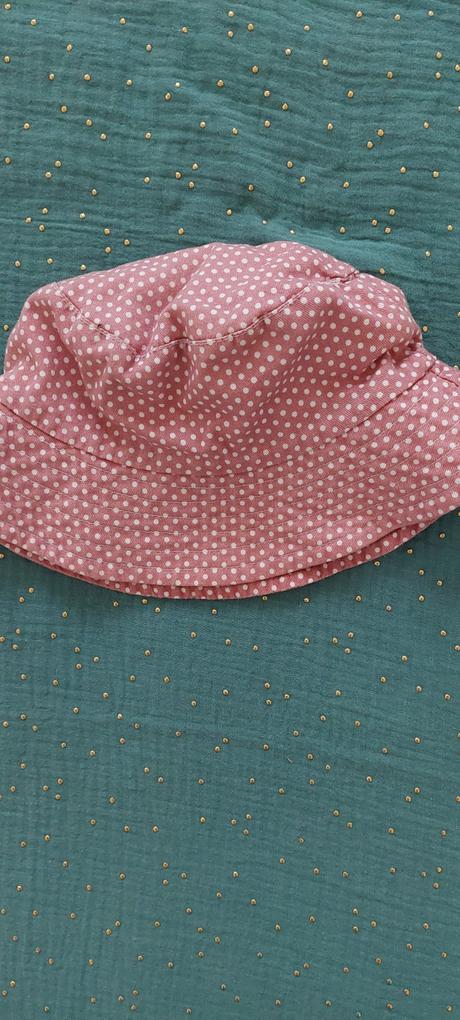 Next klobúčik, next,104