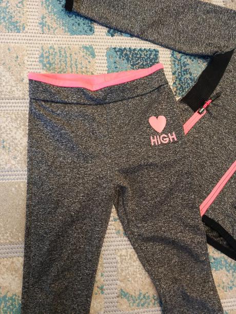 Mikina + legíny, 98