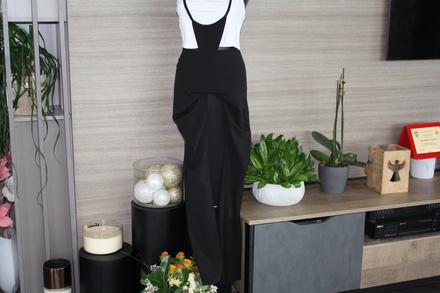 Zaujimave nohavice pretty little thing, pretty girl,xs