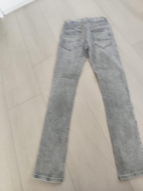 Predám chlapčenské rifle, 158