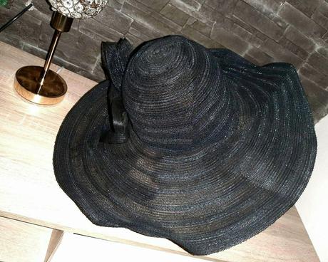 Elegantné klobúk, river island