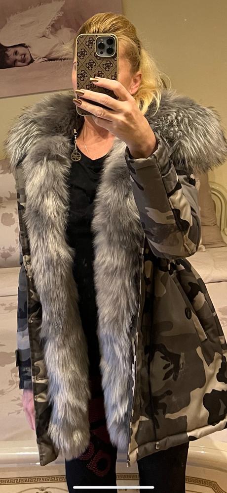 Parka s bohatou kožušinou, s