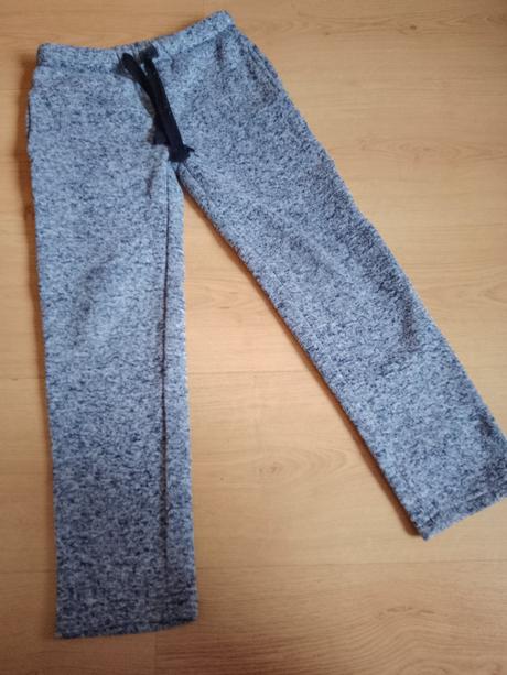 Teplejšie tepláky, lupilu,110