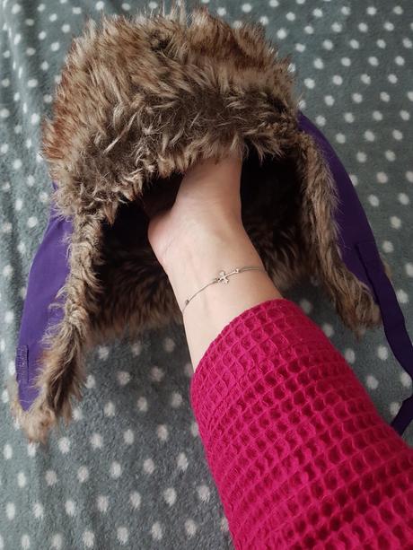 Zimna ciapka 6e, h&m,104