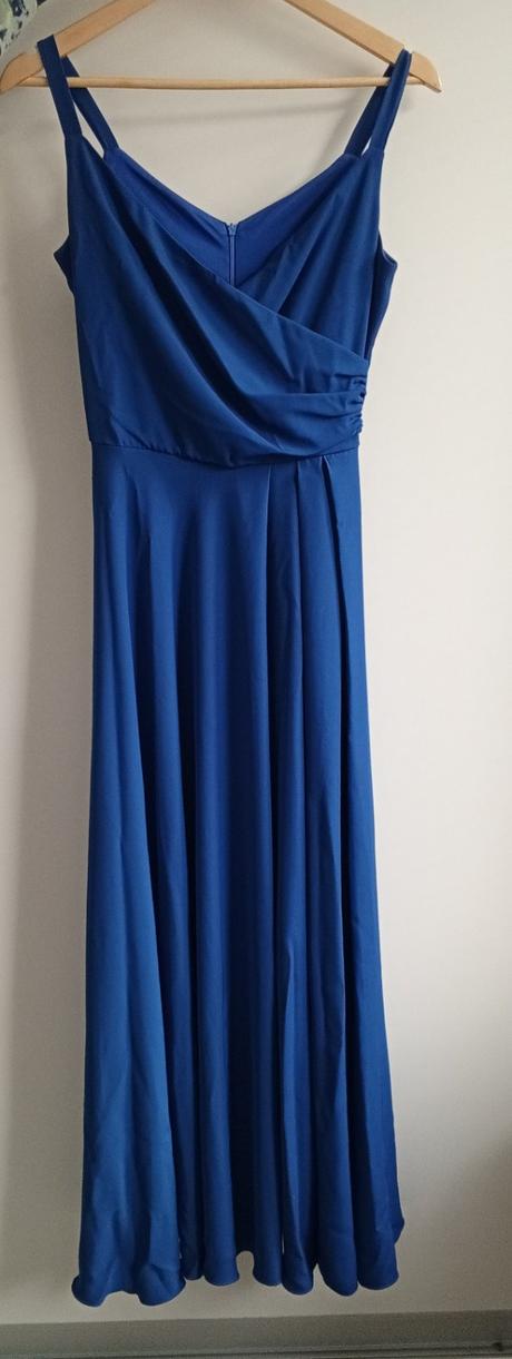 Spoločenské šaty, 34