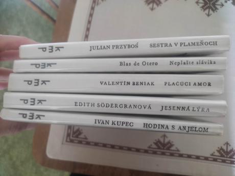 Knihy z edicie kmp poezia, 
