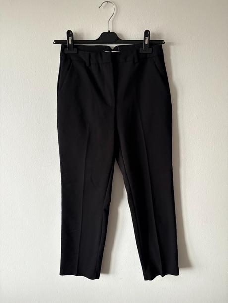 Elegantné, čierne nohavice, xs