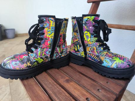 Vysoké šnurovacie topánky, 31