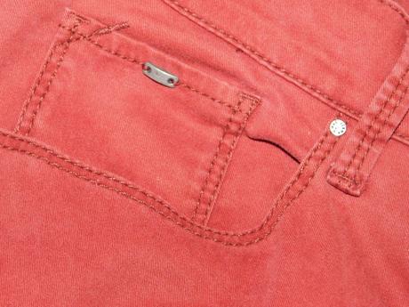 Luxusne damske strečove nohavice/rifle, 42