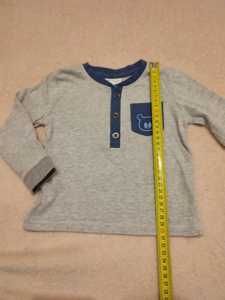 Pekné tričko v.80, f&f,80