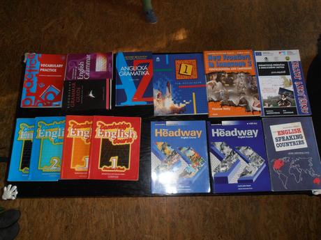 Knihy anglický jazyk/ učebnice,