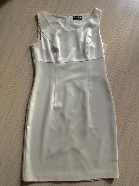 Krásne šaty vera mont, 40