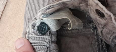 Balík  nohavíc, rifli, 104–116