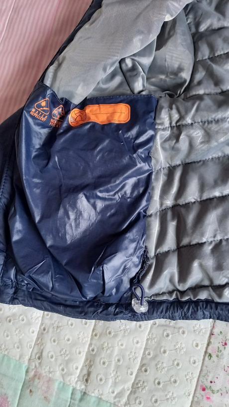 Presivana bunda, quechua,92