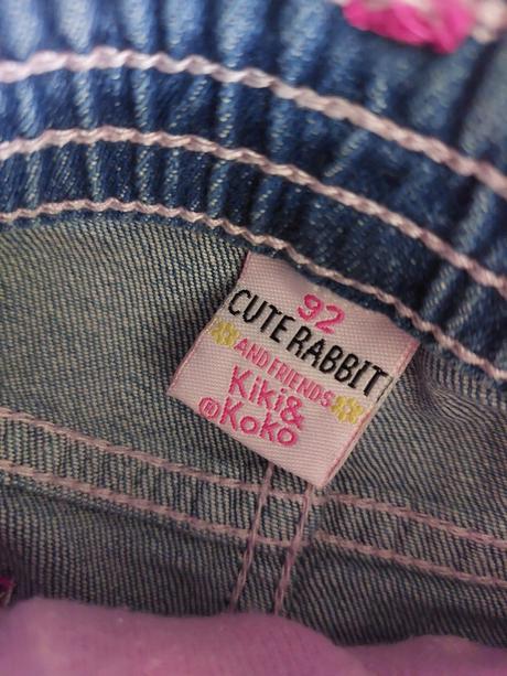 Kraťasky + pančušky, 92