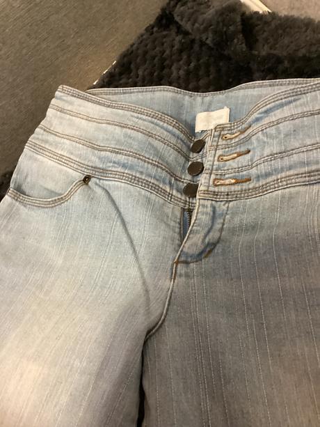 Rifle, dole široké, s poškodením, 40