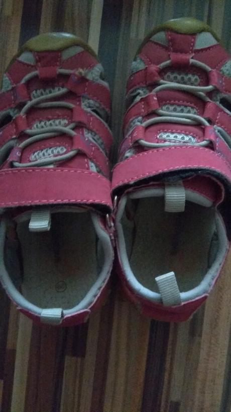 Predám detské sandále, 29
