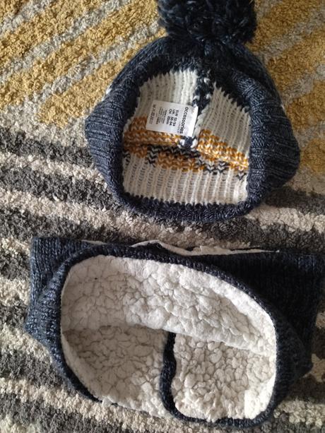 Čiapka a nákrčník lindex 116/128, lindex,116