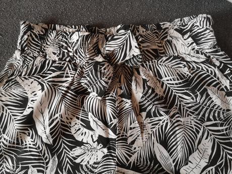 Letné nohavice, 152