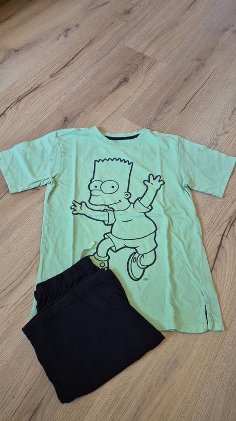 Pyzamo, reserved,146