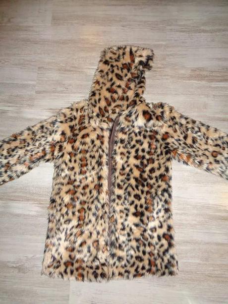 Leopardia bundička, s