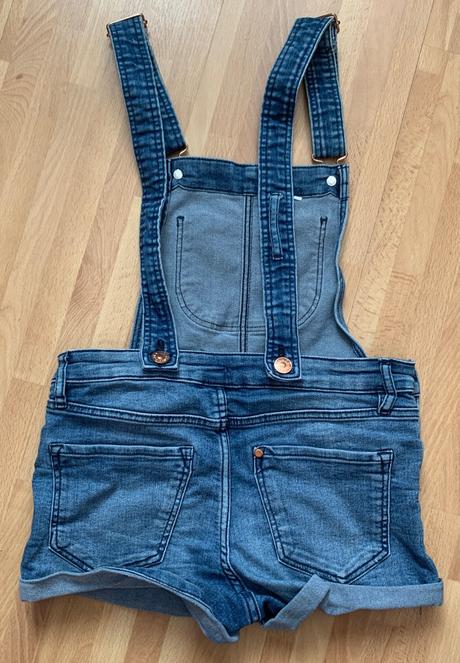 Dievčenské rifle na traky, 134