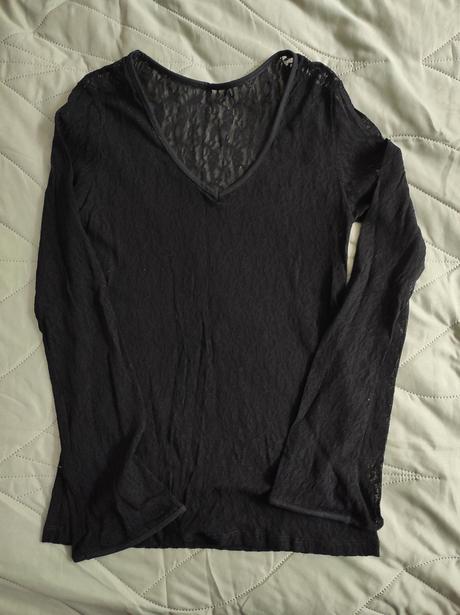 Čipkované tričko s, s